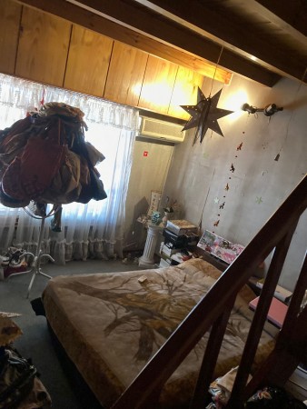 VENTA HERMOSO CHALET 3 DORMITORIOS, CARHUE 700 -TEMPERLEY-  SE ACEPTA VEHICULO O PH O DPTO MENOR VALOR A CUENTA