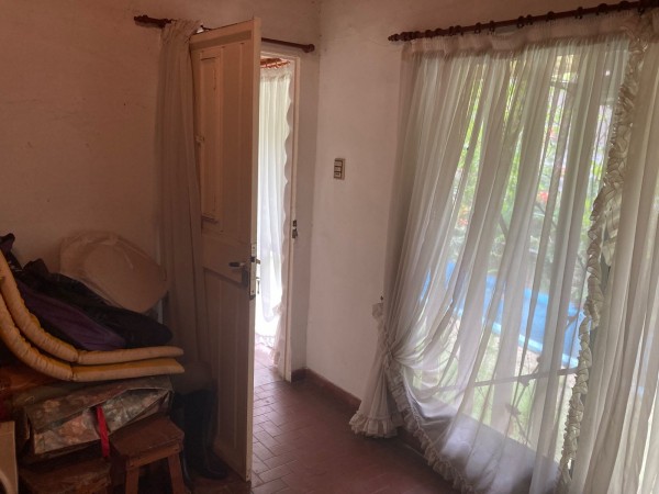 VENTA HERMOSO CHALET 3 DORMITORIOS, CARHUE 700 -TEMPERLEY-  SE ACEPTA VEHICULO O PH O DPTO MENOR VALOR A CUENTA