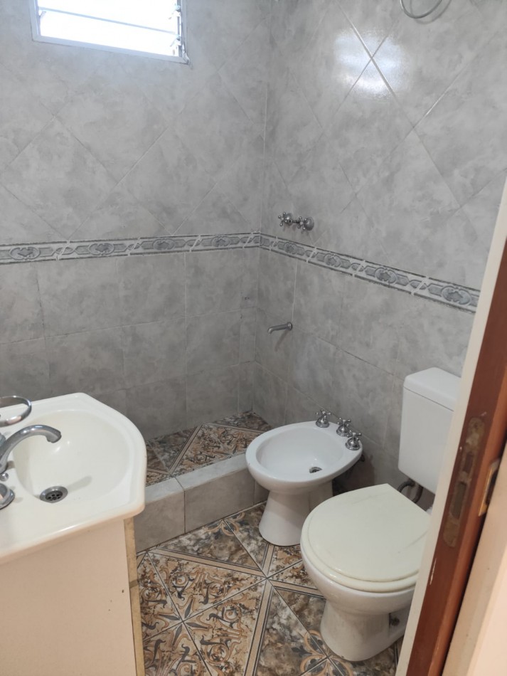 ALQUILER DEPARTAMENTO 1ER PISO SIN EXPENSAS DOS AMBIENTES -LITUANIA 424- TEMPERLEY