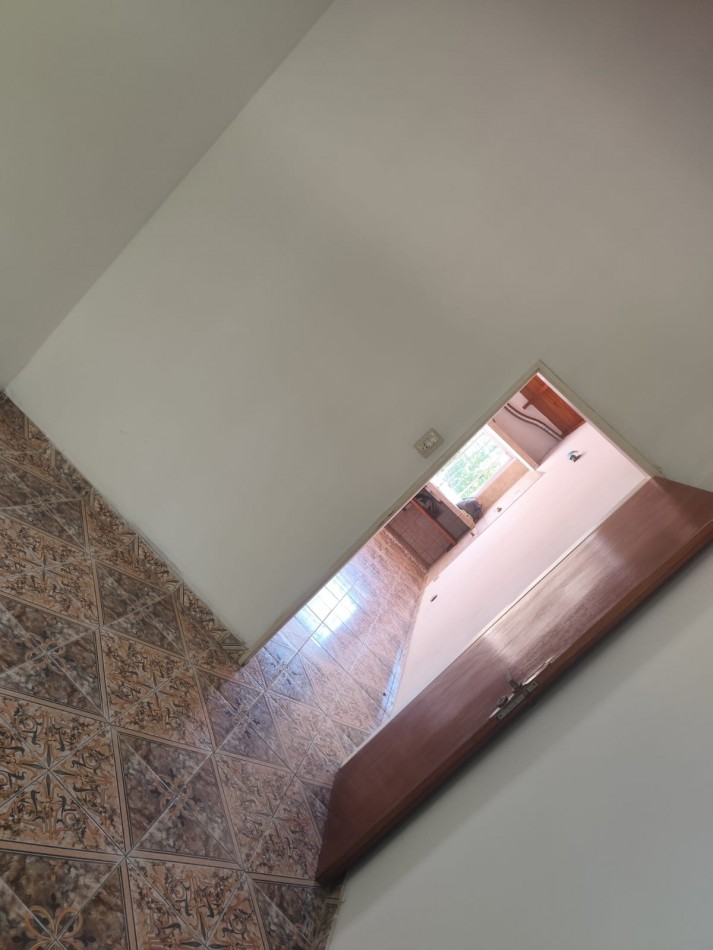 ALQUILER DEPARTAMENTO 1ER PISO SIN EXPENSAS DOS AMBIENTES -LITUANIA 424- TEMPERLEY