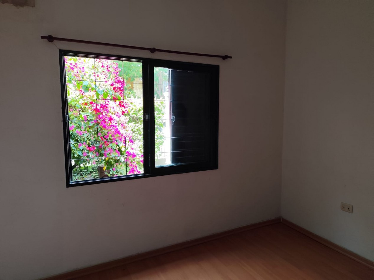 VENTA PH AL FRENTE 3 AMBIENTES CON PATIO Y GARAJE SEMICUBIERTO -ARIAS 1161 JOSE MARMOL-