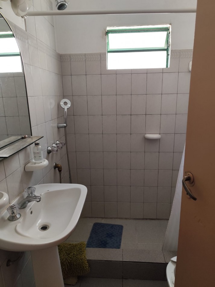 VENTA PH AL FRENTE 3 AMBIENTES CON PATIO Y GARAJE SEMICUBIERTO -ARIAS 1161 JOSE MARMOL-
