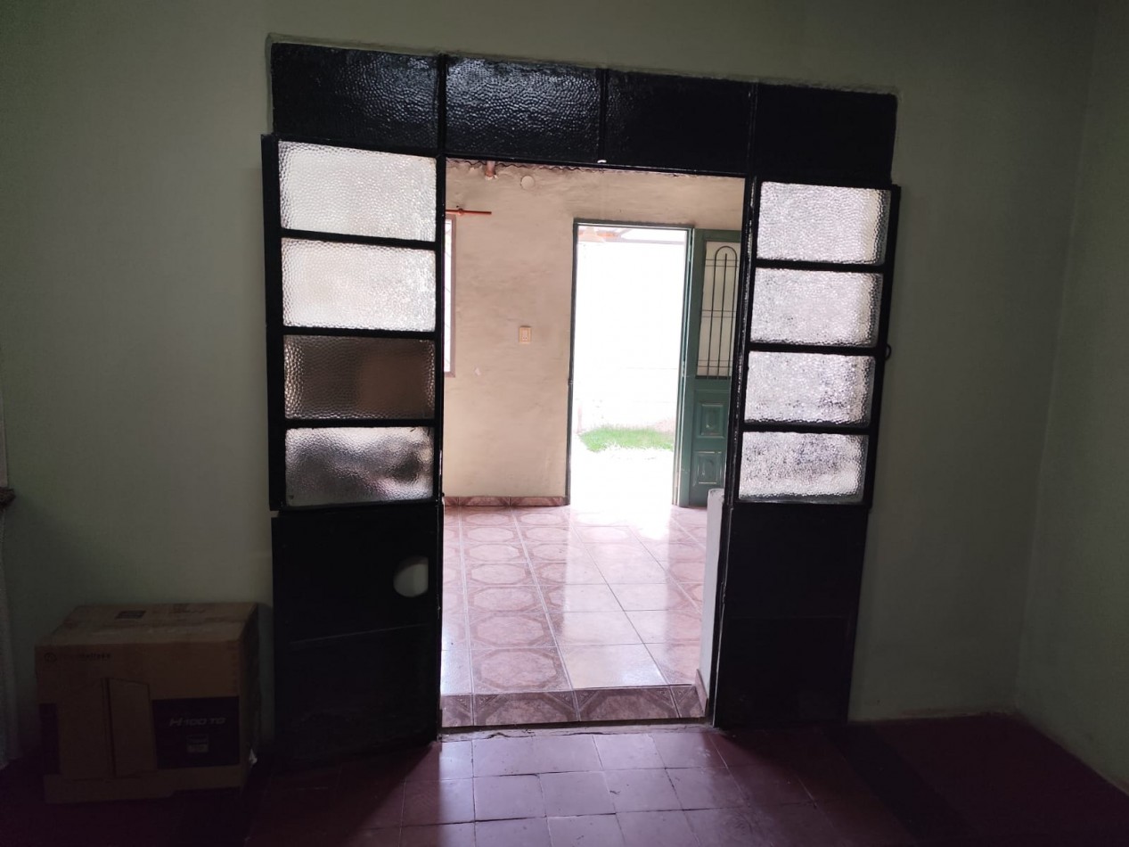 VENTA PH AL FRENTE 3 AMBIENTES CON PATIO Y GARAJE SEMICUBIERTO -ARIAS 1161 JOSE MARMOL-