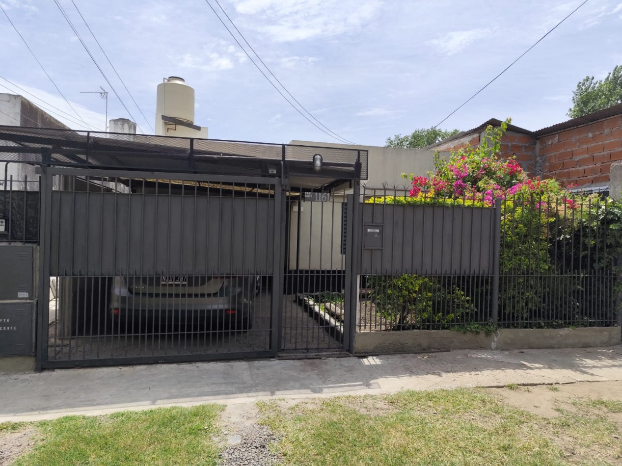 VENTA PH AL FRENTE 3 AMBIENTES CON PATIO Y GARAJE SEMICUBIERTO -ARIAS 1161 JOSE MARMOL-
