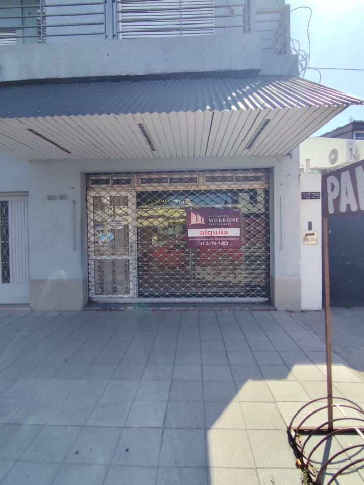 ALQUILER LOCAL COMERCIAL, EXCELENTE UBICACION, A METROS DE AV EVA PERON AL 1500,  JOAQUIN V GONZALEZ 1051 -TEMPERLEY- 