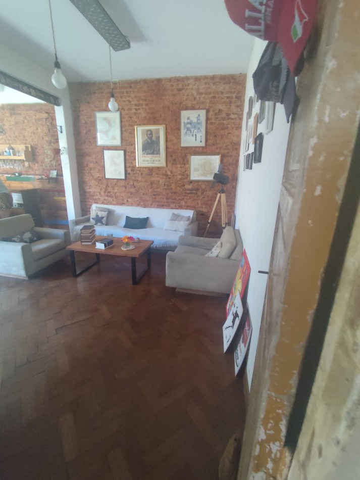 ALQUILER PH INTERNO EN PLANTA BAJA LISTO PARA MUDARSE, 2 AMBIENTES Y PATIO, GANDHI 252 -TEMPERLEY-