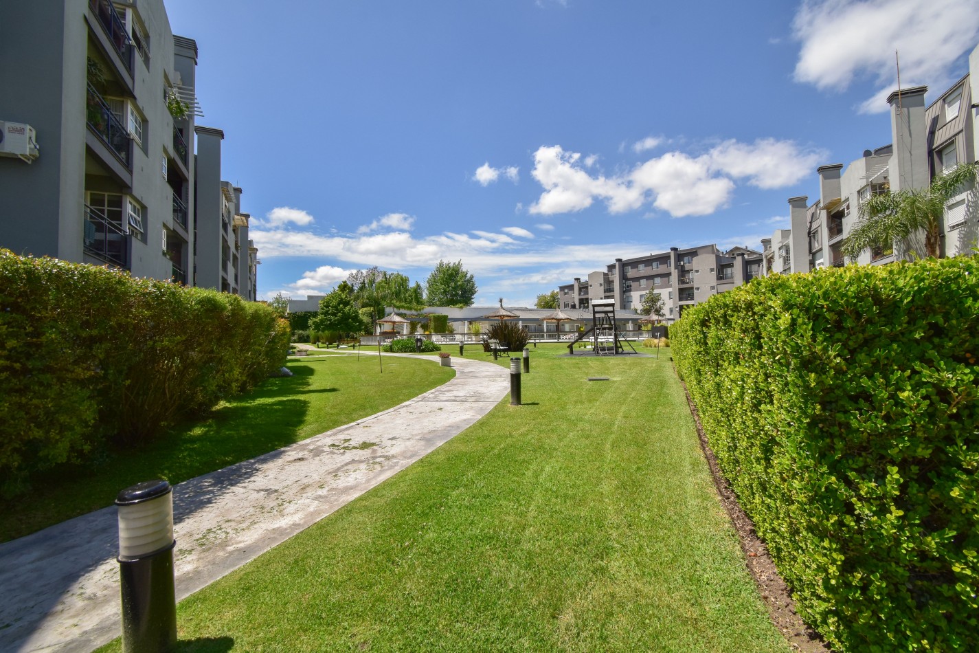 VENTA HERMOSO DEPARTAMENTO APTO CREDITO 3 AMBIENTES CON COCHERA COMPLEJO OLIDEN, OLIDEN 1180 -LOMAS DE ZAMORA-