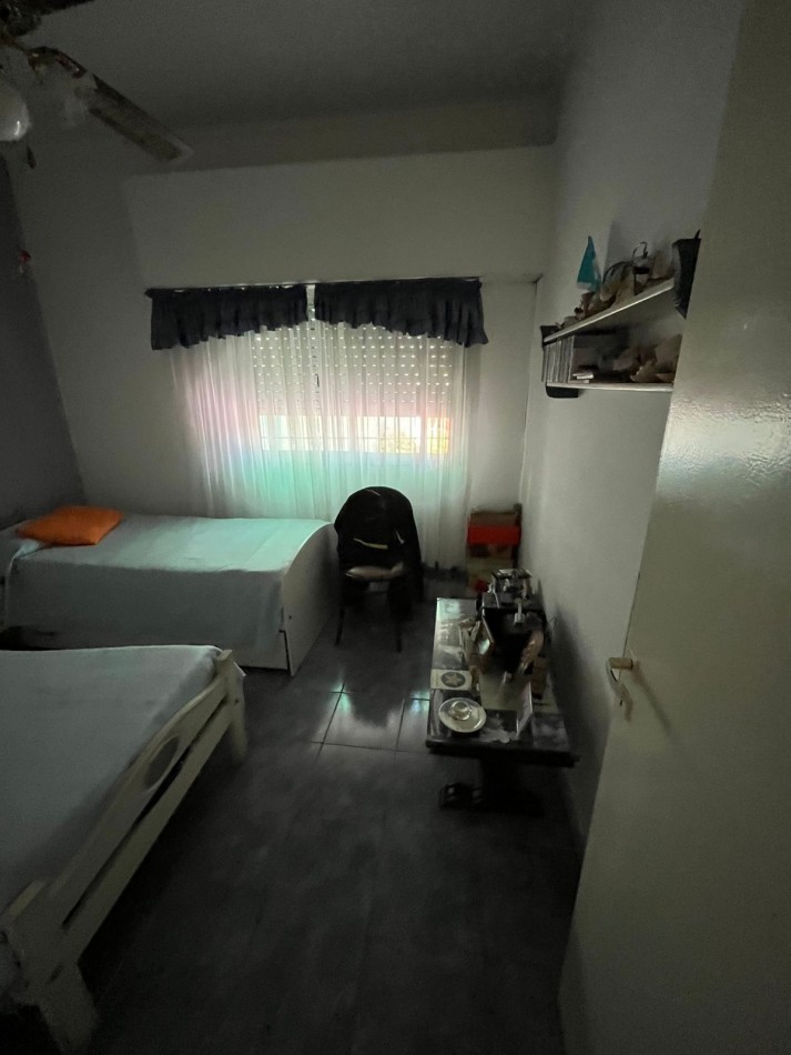 -NUEVO PRECIO- VENTA HERMOSA CASA APTA CREDITO, ESTADO IMPECABLE, GRAN LOTE, 3 DORMITORIOS, ALLEMANDRI 1500 -TEMPERLEY-