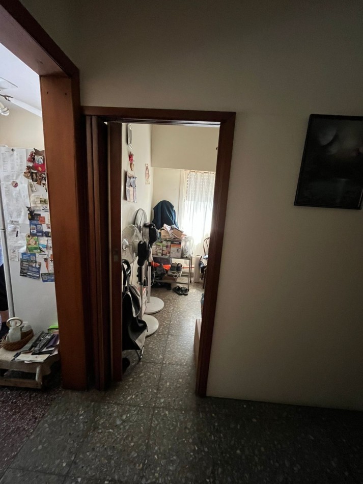 -NUEVO PRECIO- VENTA HERMOSA CASA APTA CREDITO, ESTADO IMPECABLE, GRAN LOTE, 3 DORMITORIOS, ALLEMANDRI 1500 -TEMPERLEY-