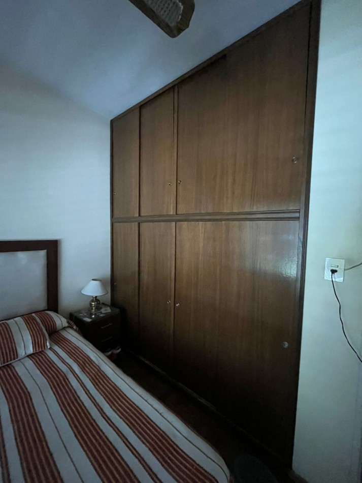 -NUEVO PRECIO- VENTA HERMOSA CASA APTA CREDITO, ESTADO IMPECABLE, GRAN LOTE, 3 DORMITORIOS, ALLEMANDRI 1500 -TEMPERLEY-