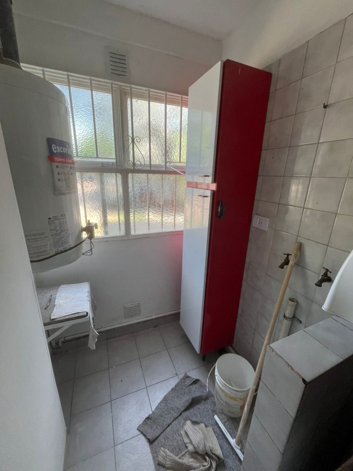 VENTA DEPARTAMENTO CONTRAFRENTE 3 AMBIENTES, RECIENTEMENTE PINTADO, EXPENSAS BAJAS, R. SANTAMARINA 949 -EL JAGUEL- 
