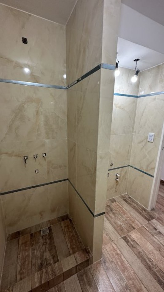 VENTA DUPLEX A ESTRENAR 3 AMBIENTES, CON PATIO, CORREA 1830 -BANFIELD-