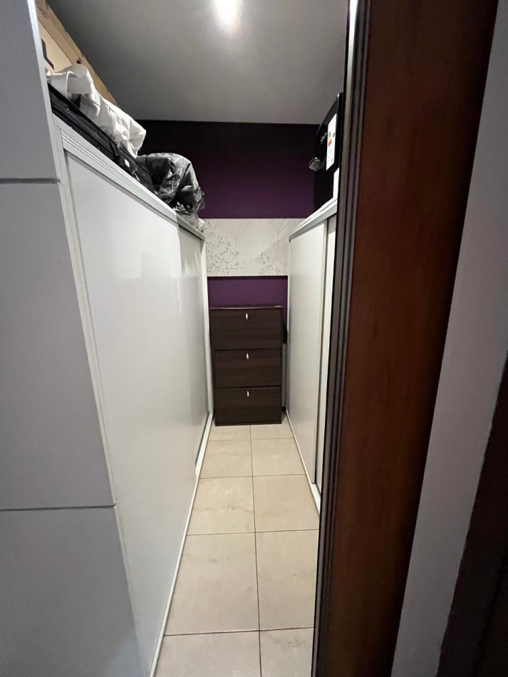VENTA HERMOSA CASA DE 2 PLANTAS, 3 DORMITORIOS, JARDIN Y PILETA, AVELLANEDA 450 -MONTE GRANDE-
