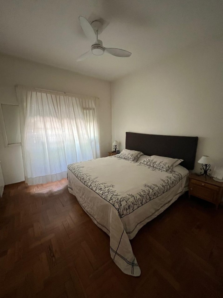 VENTA HERMOSA CASA DE 2 PLANTAS, 3 DORMITORIOS, JARDIN Y PILETA, AVELLANEDA 450 -MONTE GRANDE-