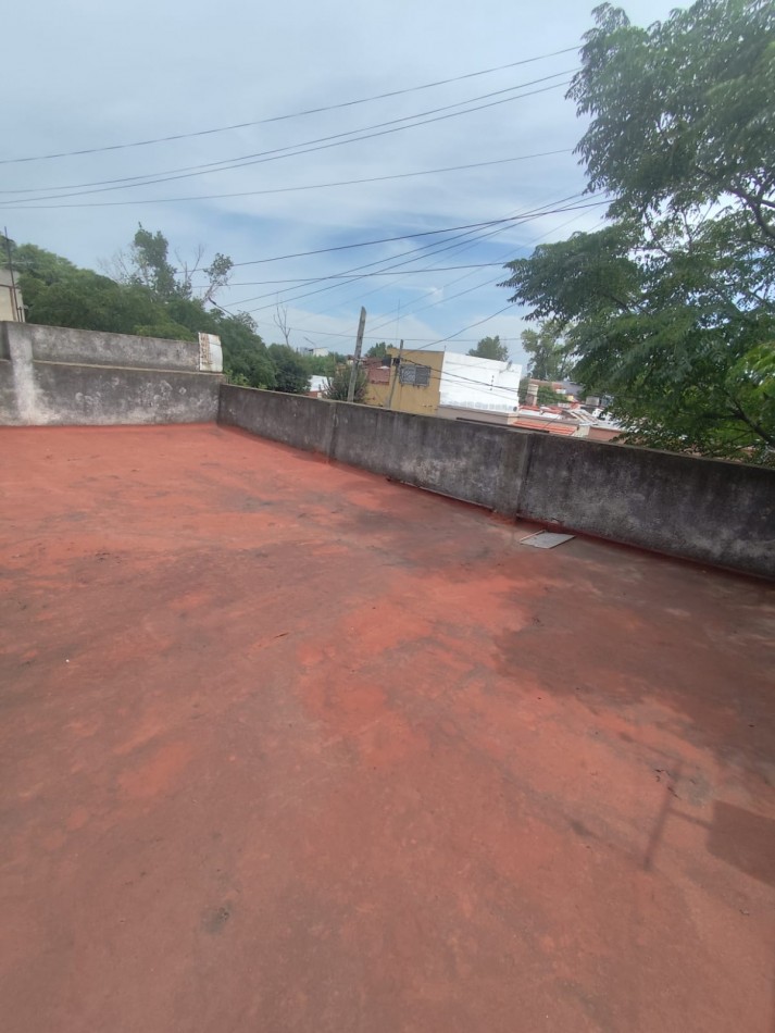 VENTA EN BLOQUE, OPORTUNIDAD, CASA CON LOTE PROPIO Y LOTE LINDERO, BOLAÑOS 3200 -MONTE CHINGOLO-