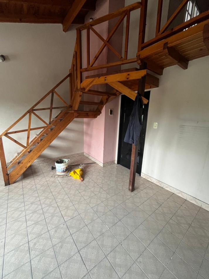 ALQUILER DEPARTAMENTO EN PLANTA ALTA 2 AMBIENTES CON INGRESO COMPARTIDO, AV EVA PERON 4347 -TEMPERLEY- 