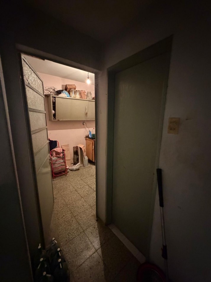 VENTA PH PLANTA ALTA, INGRESO INDEPENDIENTE POR ESCALERA, 3 AMBIENTES CON TERRAZA AMPLIA, JUNCAL 1981 -TEMPERLEY-