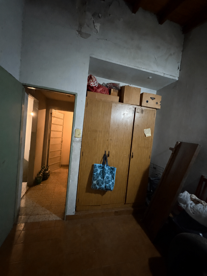 VENTA PH PLANTA ALTA, INGRESO INDEPENDIENTE POR ESCALERA, 3 AMBIENTES CON TERRAZA AMPLIA, JUNCAL 1981 -TEMPERLEY-