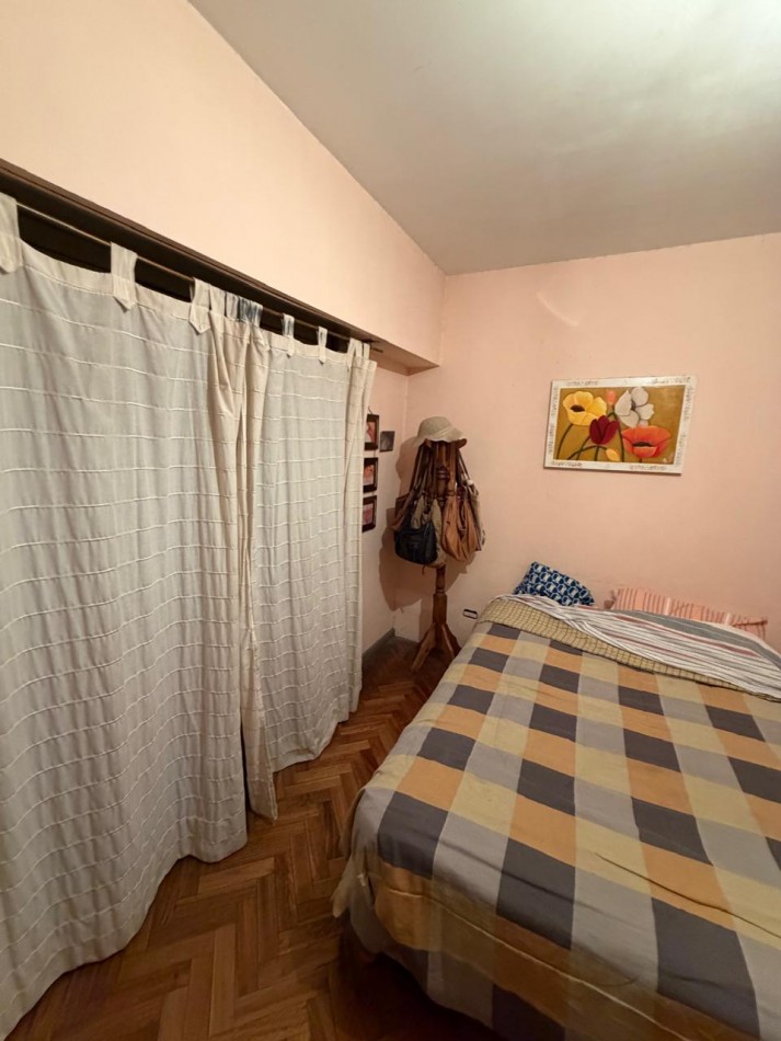 VENTA PH PLANTA ALTA, INGRESO INDEPENDIENTE POR ESCALERA, 3 AMBIENTES CON TERRAZA AMPLIA, JUNCAL 1981 -TEMPERLEY-