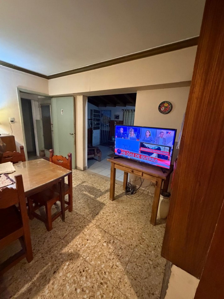 VENTA PH PLANTA ALTA, INGRESO INDEPENDIENTE POR ESCALERA, 3 AMBIENTES CON TERRAZA AMPLIA, JUNCAL 1981 -TEMPERLEY-