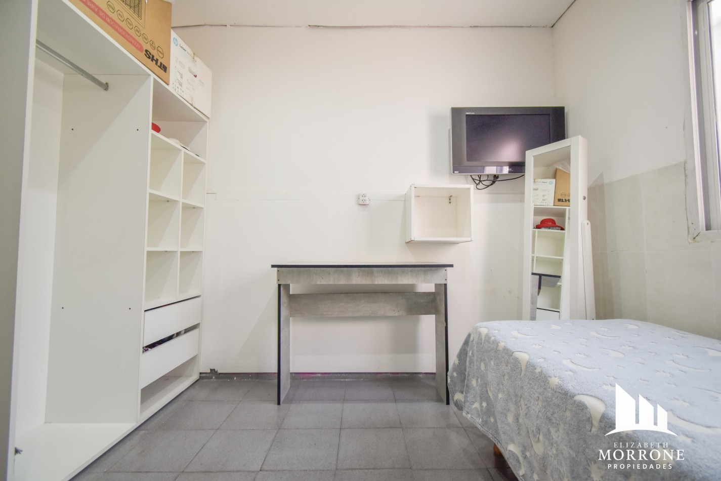 VENTA HERMOSA CASA, 3 DORMITORIOS, QUINCHO Y PILETA, ELIAS ALIPPI 340 -TEMPERLEY-