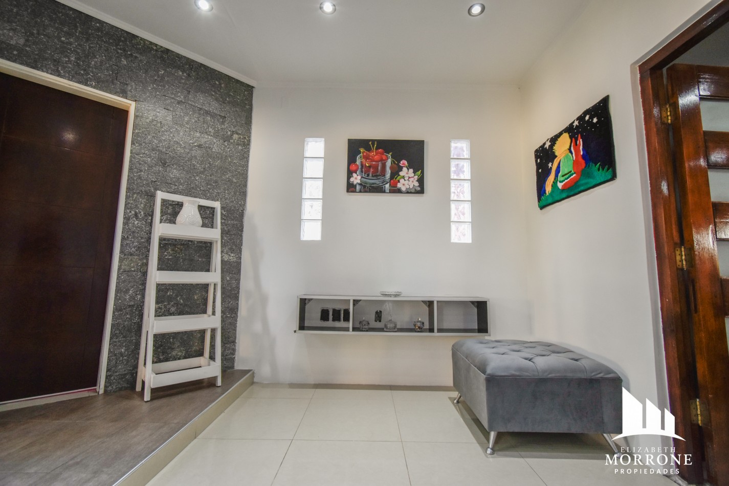 VENTA HERMOSA CASA, 3 DORMITORIOS, QUINCHO Y PILETA, ELIAS ALIPPI 340 -TEMPERLEY-