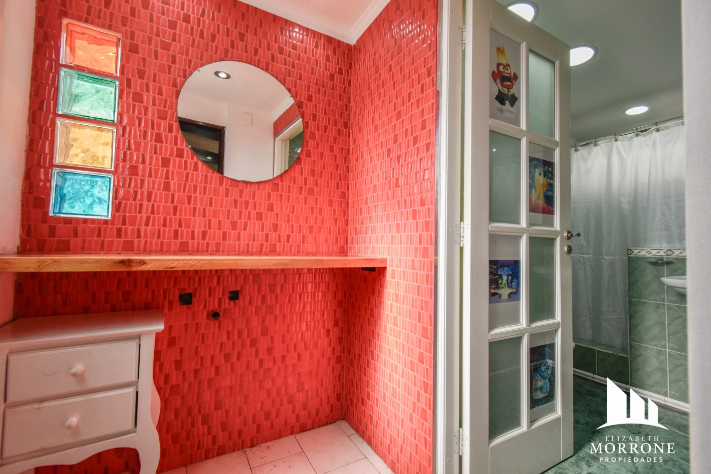 VENTA HERMOSA CASA, 3 DORMITORIOS, QUINCHO Y PILETA, ELIAS ALIPPI 340 -TEMPERLEY-