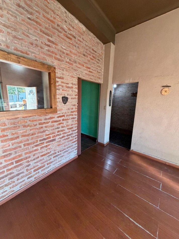 ALQUILER DEPARTAMENTO 2 AMBIENTES, A UNA CUADRA DE AV EVA PERON AL 2100, MAHATMA GANDHI 1203 -TEMPERLEY-