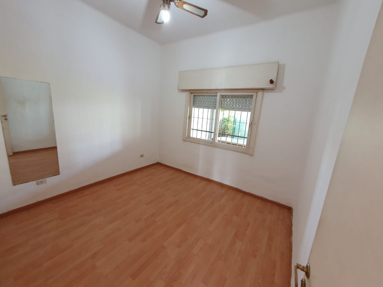 -RESERVADA-ALQUILER CASA 3 AMBIENTES, AMPLIO PARQUE, EXCELENTE UBICACION PROXIMIDAD A TRANSPORTE PUBLICO, LITUANIA 141 -TEMPERLEY-