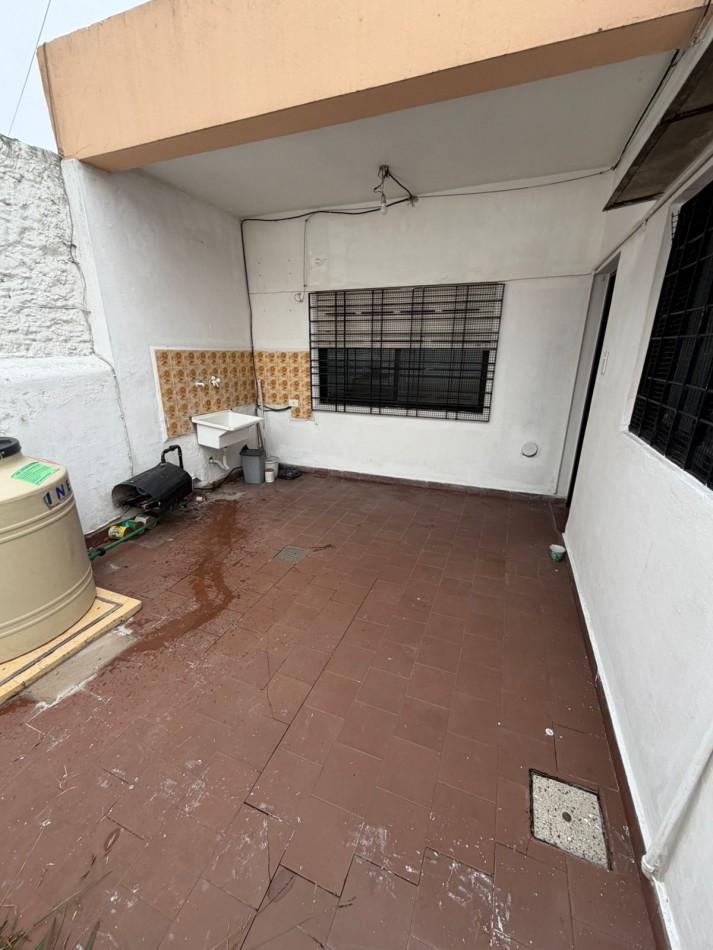-RESERVADA-ALQUILER CASA 3 AMBIENTES, PATIO Y LUGAR DESCUBIERTO PARA ENTRAR UN AUTO A 3 CUADRAS DE AV EVA PERON AL 1500, EL ZORZAL 161 -TEMPERLEY-