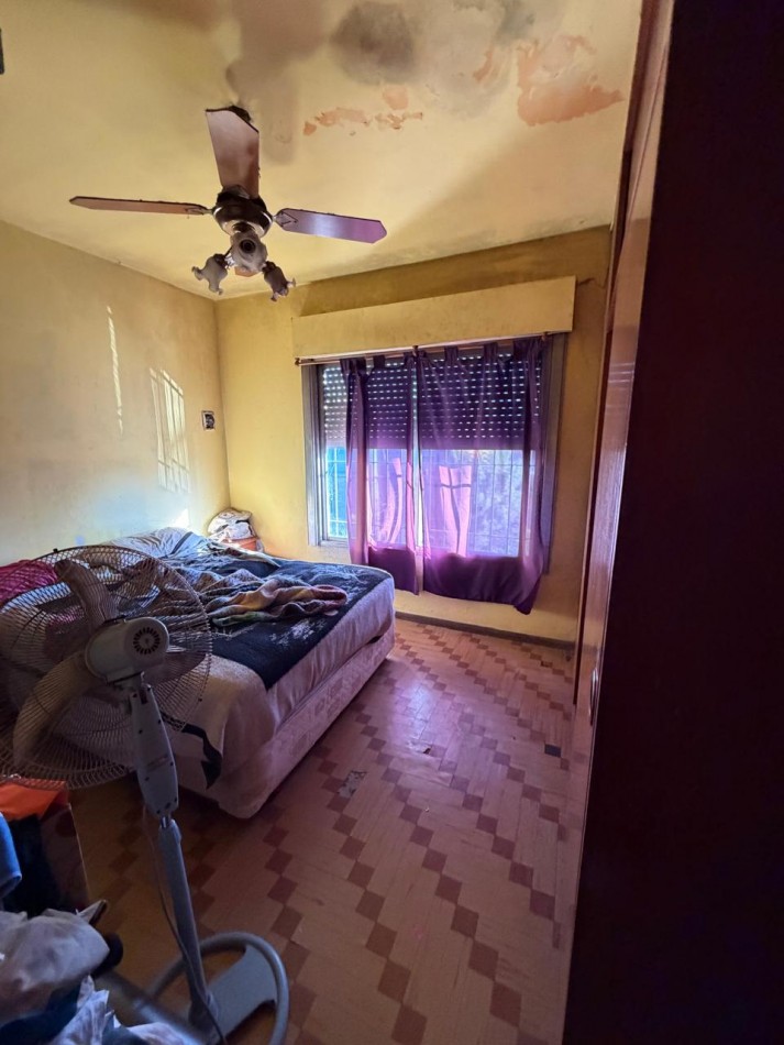 VENTA PH EN PLANTA ALTA 3 DORMITORIOS, TERRAZA CON PARRILLA Y GALERIA SEMICUBIERTA, A 3 CUADRAS DE AV EVA PERON AL 3700, COSTA RICA 836 -TEMPERLEY-