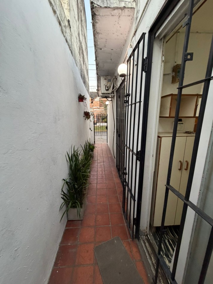 ALQUILER PH DOS AMBIENTES MAS HABITACION AUXILIAR AMOBLADO ZEBALLOS 895 TEMPERLEY