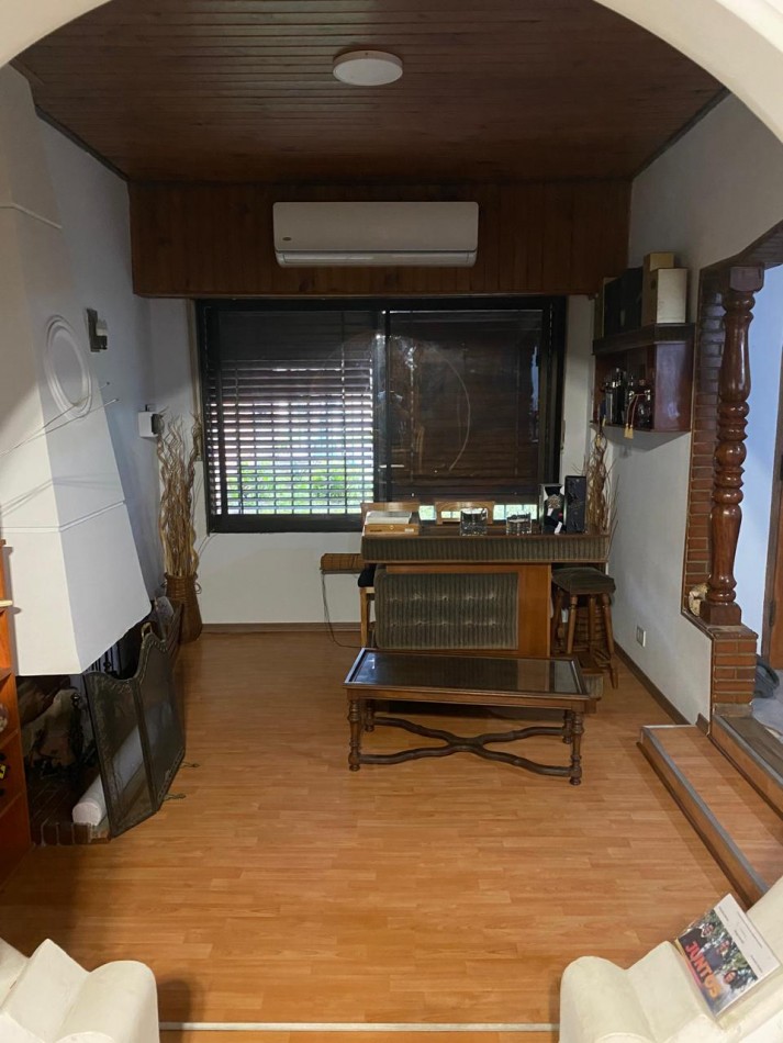 VENTA IMPORTANTE CHALET 3 AMBIENTES CON QUINCHO Y GRAN LOTE - URIARTE 1256 REMEDIOS DE ESCALADA-