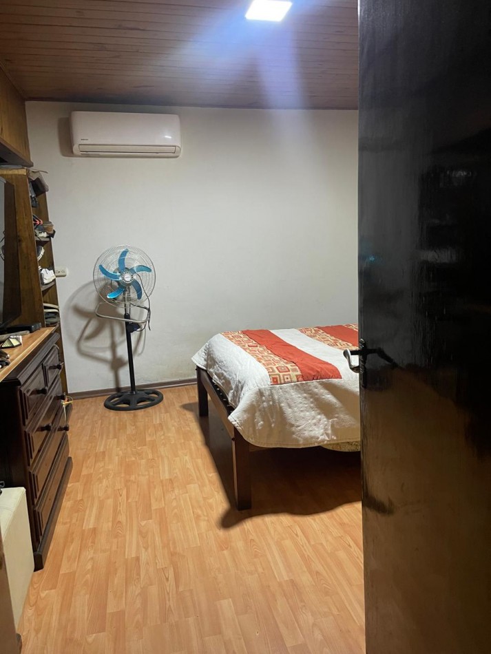VENTA IMPORTANTE CHALET 3 AMBIENTES CON QUINCHO Y GRAN LOTE - URIARTE 1256 REMEDIOS DE ESCALADA-