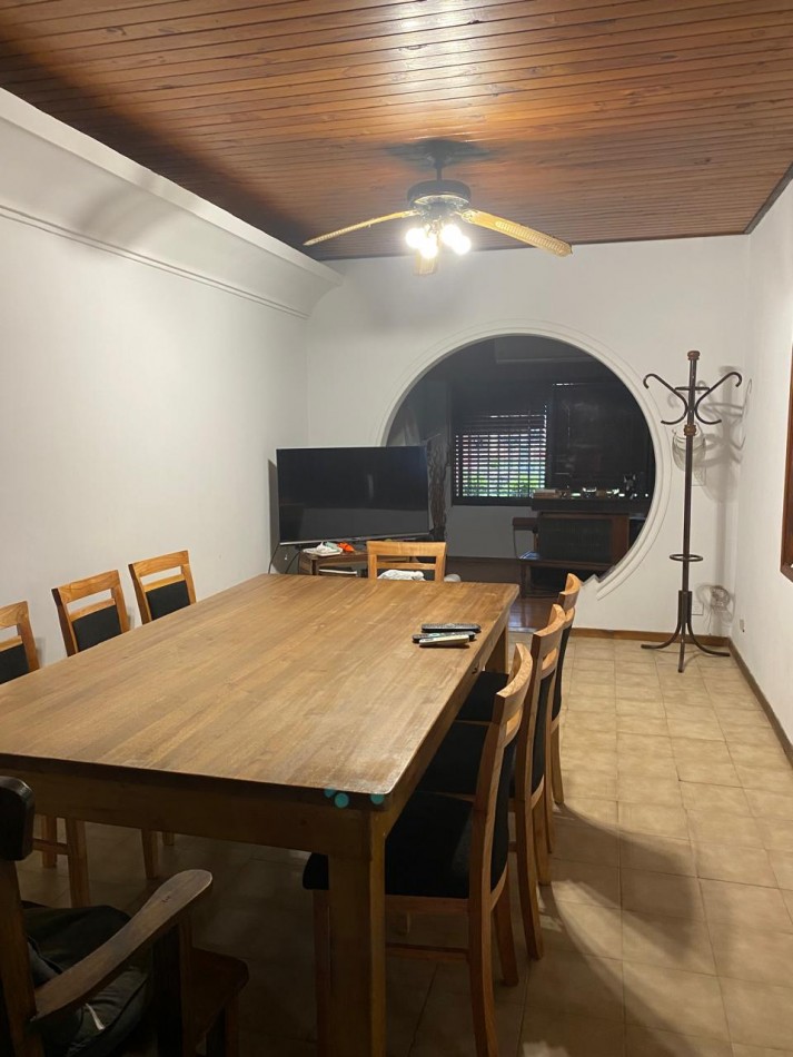 VENTA IMPORTANTE CHALET 3 AMBIENTES CON QUINCHO Y GRAN LOTE - URIARTE 1256 REMEDIOS DE ESCALADA-