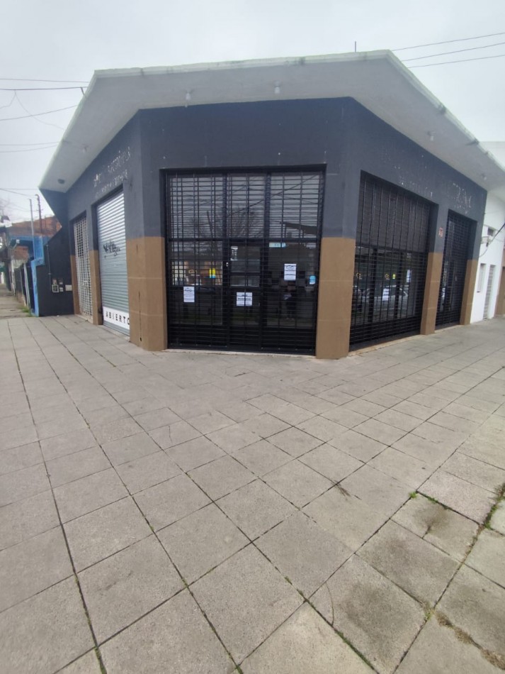 ALQUILER LOCAL COMERCIAL EXCELENTE ESTADO Y UBICACION SAN CRISTOBAL 1298 TEMPERLEY