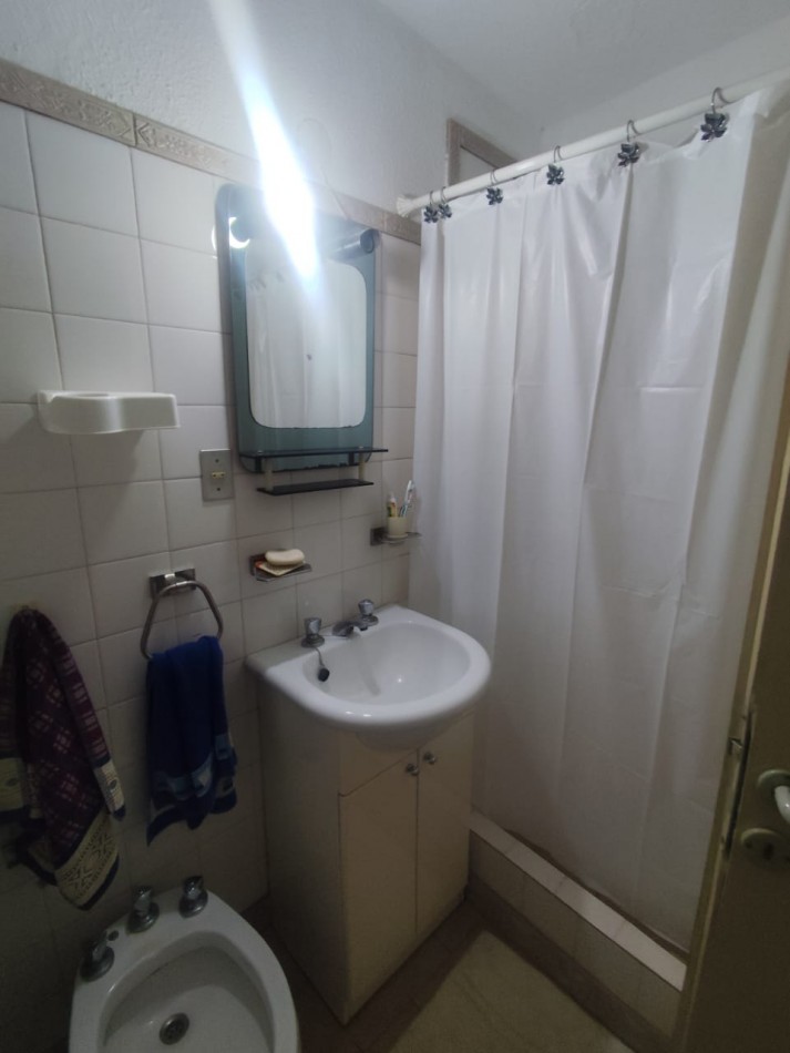 ALQUILER 4 AMBIENTES SUPER AMPLIO EN COMPLEJO HABITACIONAL WILDE -LAS FLORES 1600 WILDE-
