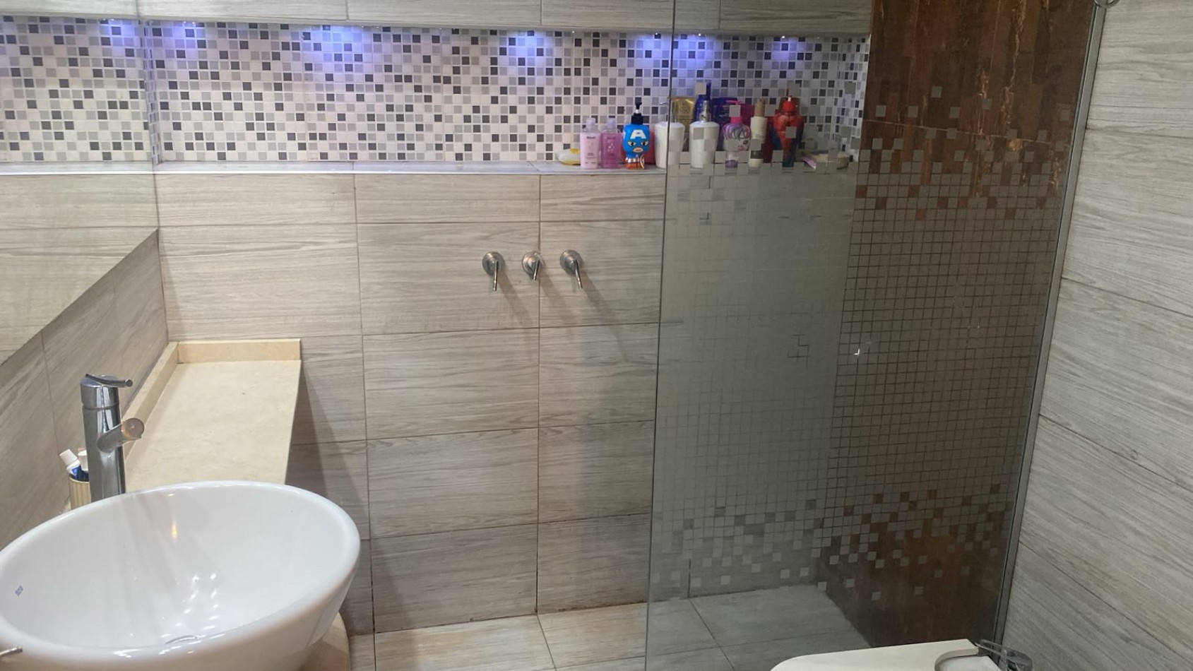 -RESERVADO- ALQUILER PH 3 AMBIENTES C/PATIO S/EXPENSAS - FLORENCIO VARELA 829 GERLI-