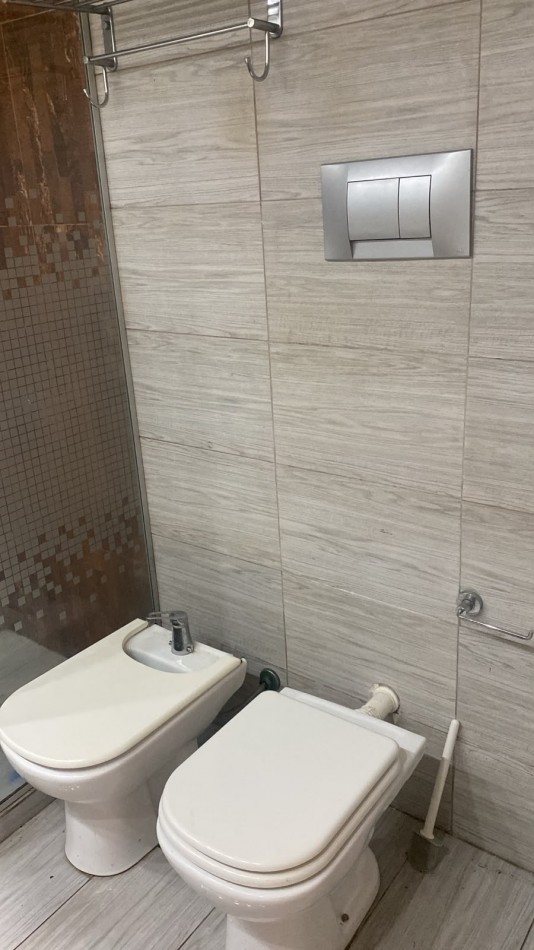 -RESERVADO- ALQUILER PH 3 AMBIENTES C/PATIO S/EXPENSAS - FLORENCIO VARELA 829 GERLI-