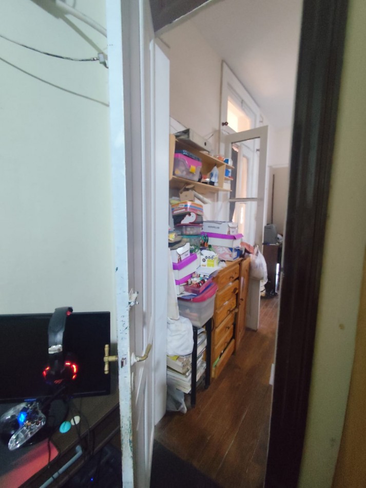 VENTA PH 5 AMBIENTES, EXCELENTE UBICACION, FRENTE AL COTO DE ESCALADA, AV HIPOLITO YRIGOYEN 6161 -REMEDIOS DE ESCALADA-