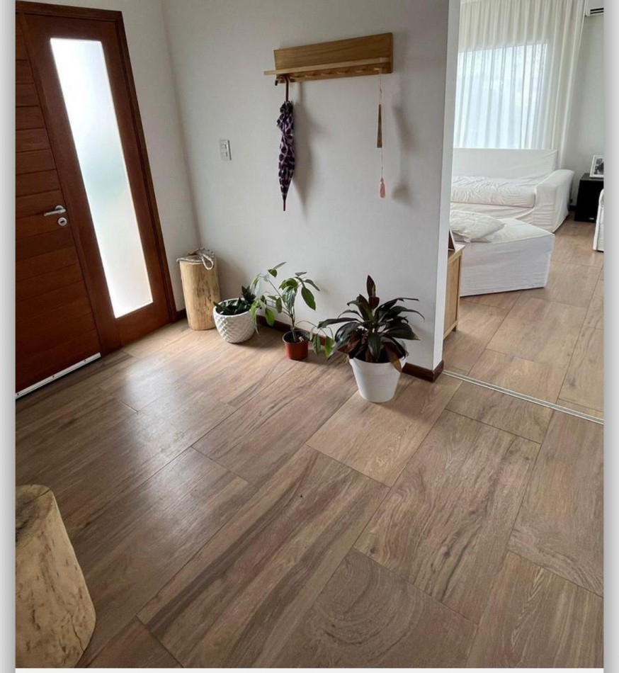 VENTA CASA 3 DORMITORIOS EN BARRIO LA HORQUETA, CON JARDIN Y GALERIA, JUANA DE ARCO 6100 -CANNING-