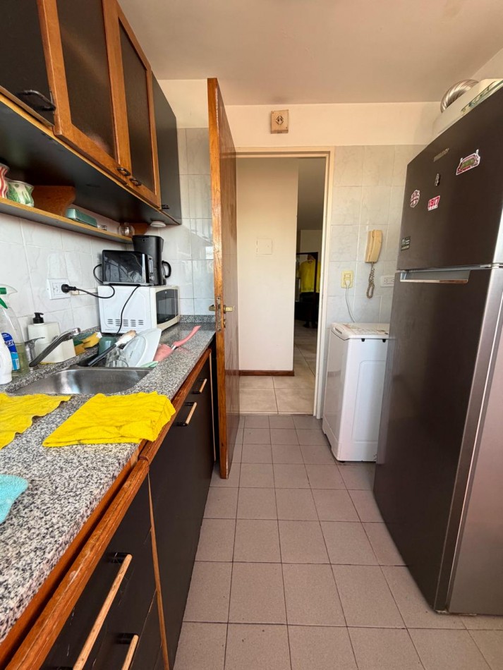VENTA DEPARTAMENTO 2 AMBIENTES EN TERCER PISO, EXCELENTE UBICACION, A 3 CUADRAS DE LA ESTACION DE TEMPERLEY (LADO OESTE), 25 DE MAYO 275 -TEMPERLEY-