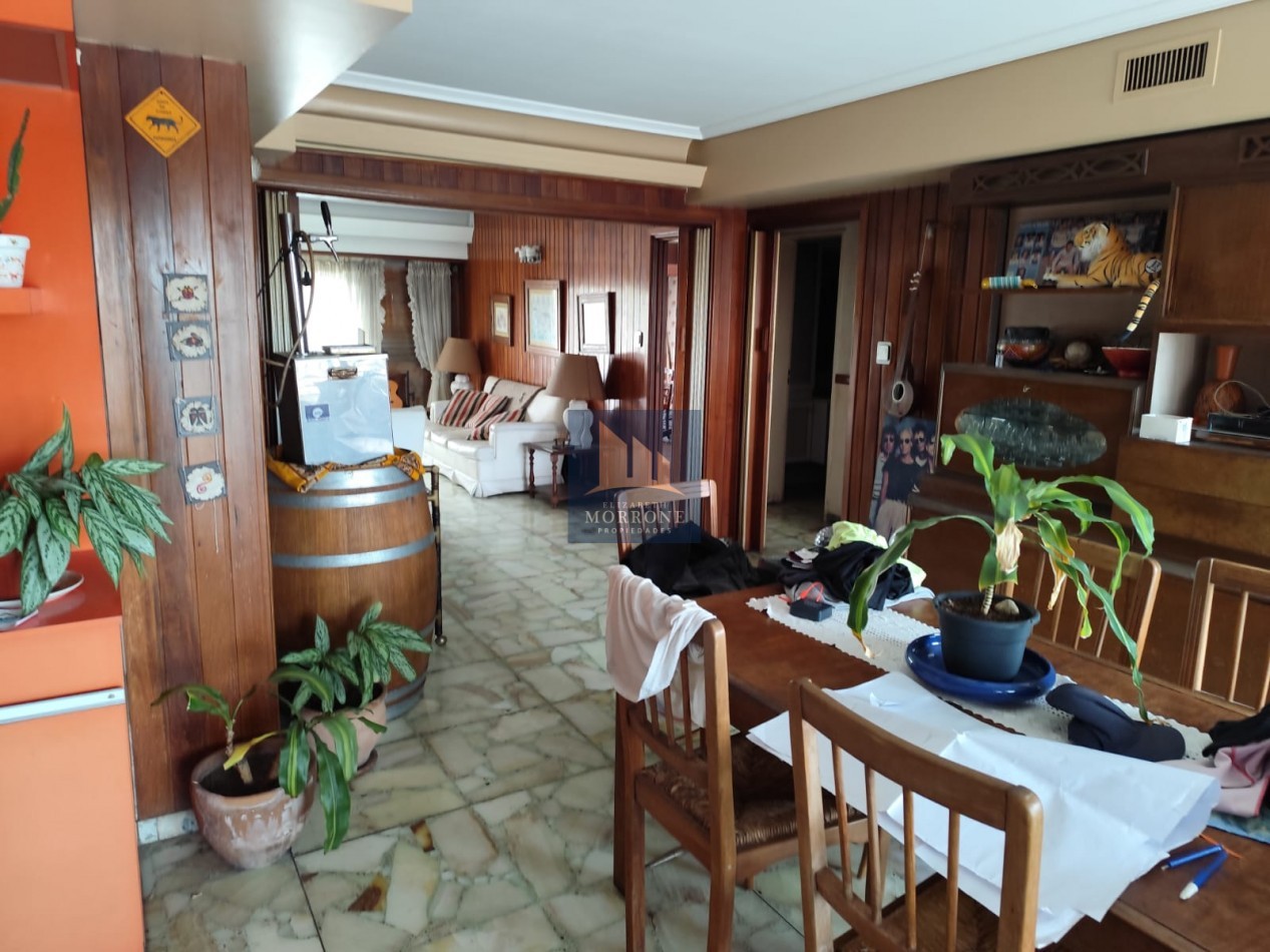 VENTA PISO COMPLETO EN EXCELENTE ZONA, DOS DORMITORIOS, TERRAZA, BALCON Y QUINCHO, AV EVA PERON 1480 -TEMPERLEY-