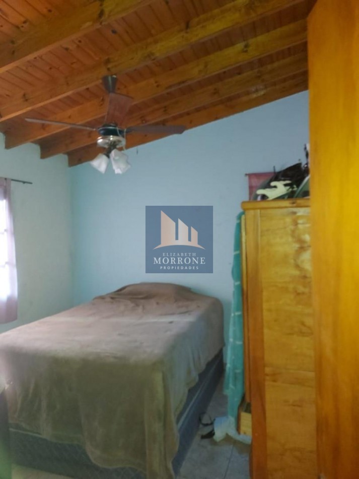 VENTA CASA EN ESQUINA 2 HABITACIONES GALERIA Y GARAGE, EL PICAFLOR 100 -TEMPERLEY-