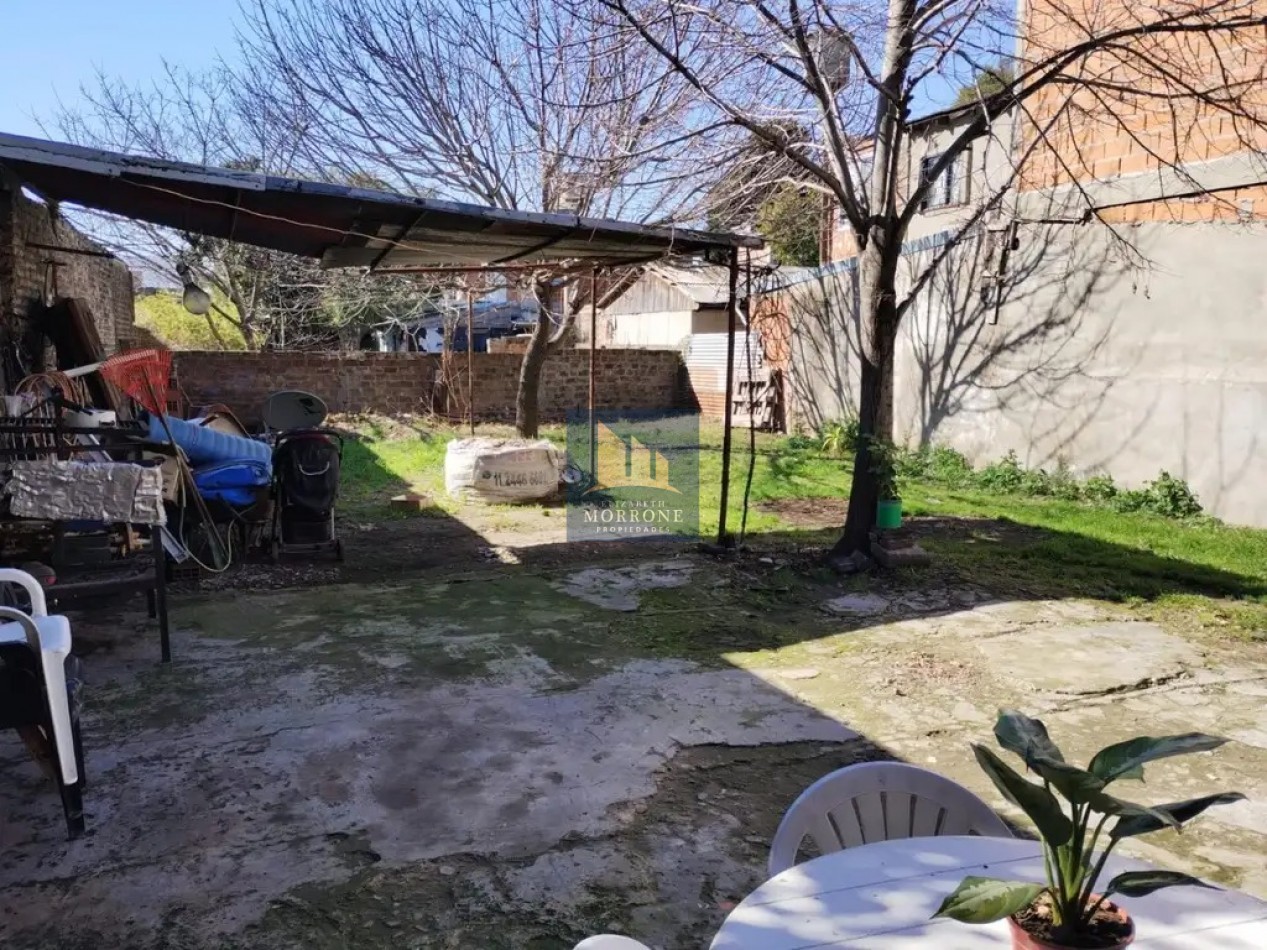 VENTA CASA 3 DORMITORIOS CON LOTE LIBRE, HUNGRIA 100 -TEMPERLEY-