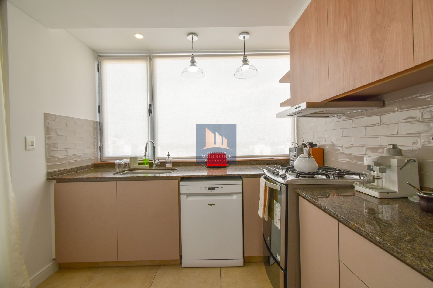 VENTA IMPRESIONANTE SEMIPISO AL FRENTE CON 3 DORMITORIOS, 2 COCHERAS Y AMENITIES, BELGRANO 1529 -BANFIELD-