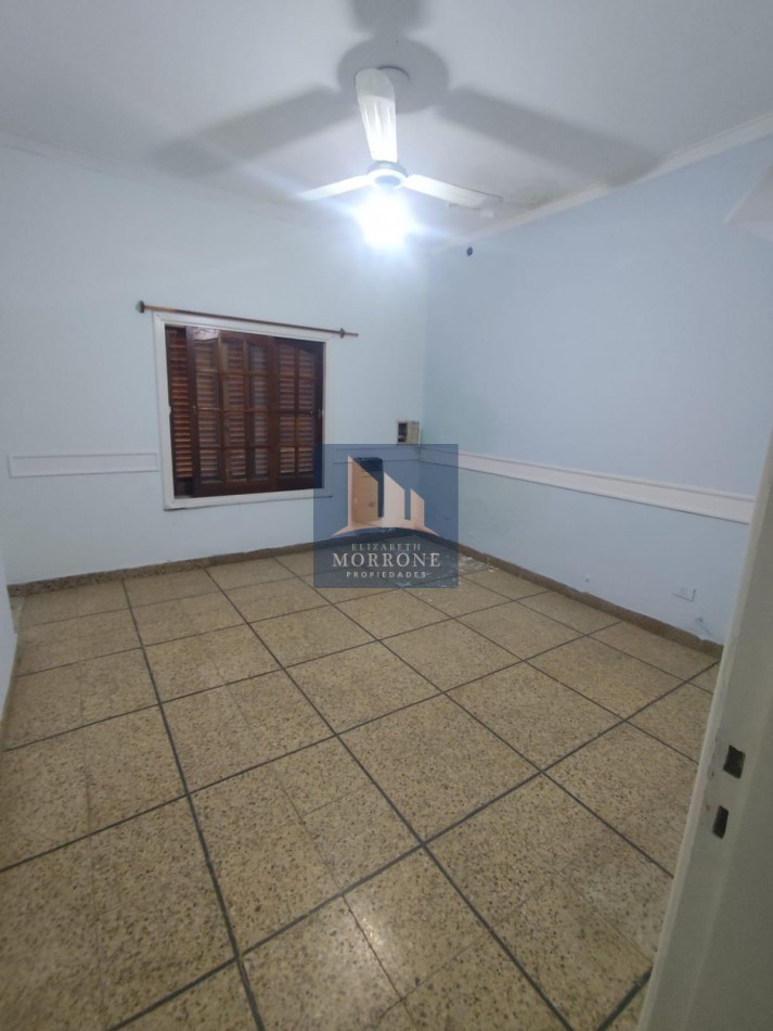 VENTA HERMOSA CASA TRES AMBIENTES EXCELNTE UBICACION CON MUCHO POTENCIAL ESTEVEZ CORREA 1002 TEMPERLEY 