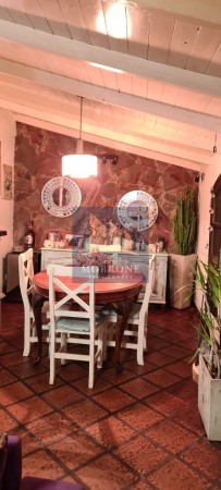 AMPLIA Y COMODA CASA CON QUINCHO, PILETA Y 4 HABITACIONES  -LLAVALLOL-