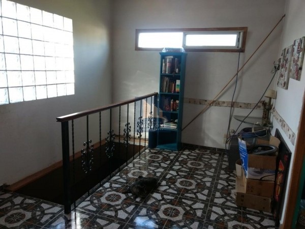 AMPLIA Y COMODA CASA CON QUINCHO, PILETA Y 4 HABITACIONES  -LLAVALLOL-