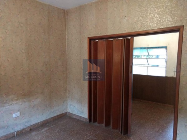 OPORTUNIDAD VENTA CASA AMERICANA 3 DORMITORIOS, GRAL. GUEMES 900- TEMPERLEY ESTE
